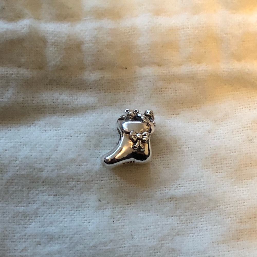 Pandora “Stocking” Bead